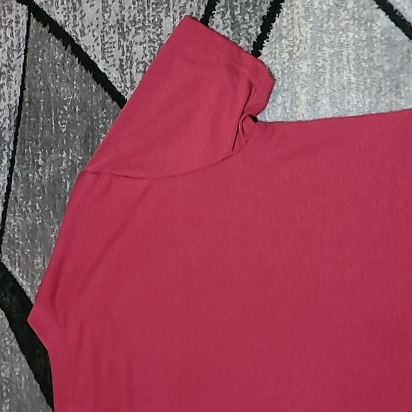 I'M A DROP THE F-BOMB KIND OF MOM MAROON TEE-SHIRT - Picture 9 of 10